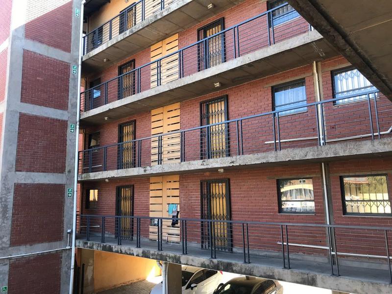 1 Bedroom Property for Sale in Bloemfontein Free State